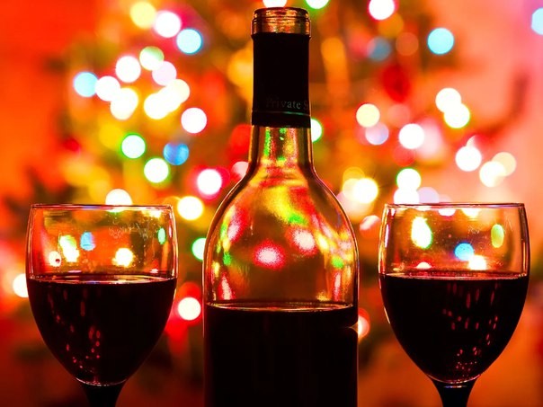 Правильно выбираем вино к праздничному столу